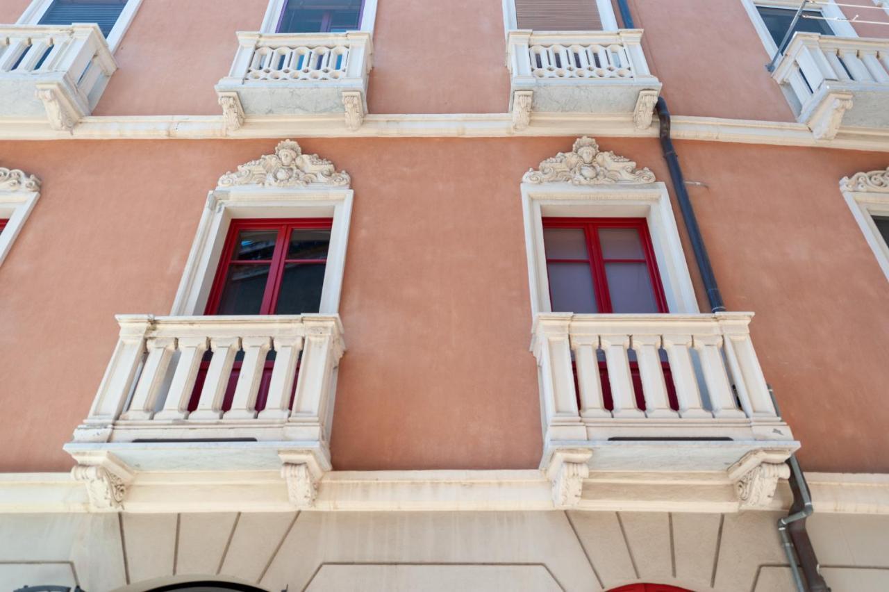 Hotel Domo Sofia Cagliari Exteriér fotografie